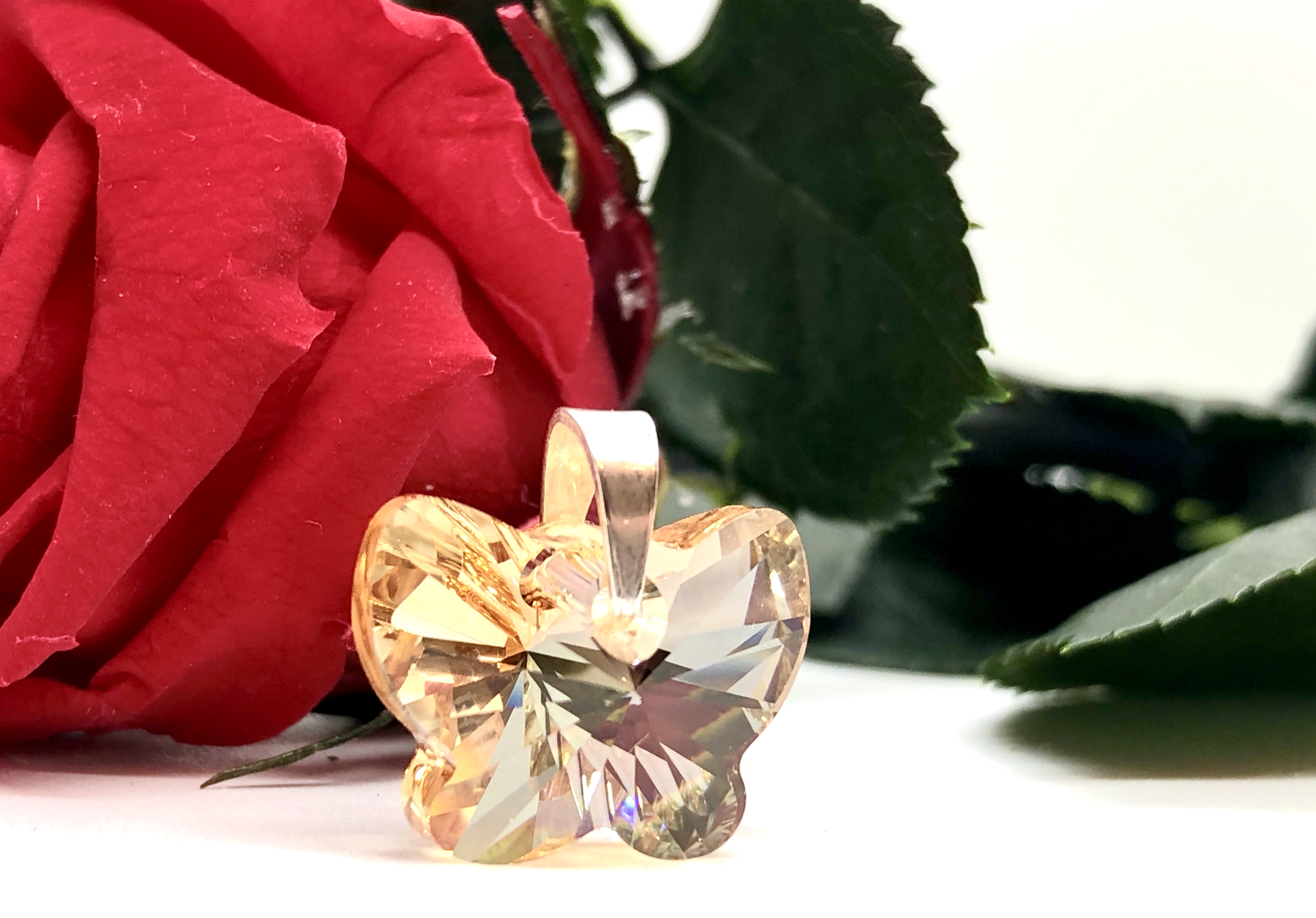 Motýl 20 mm Crystal Golden Shadow